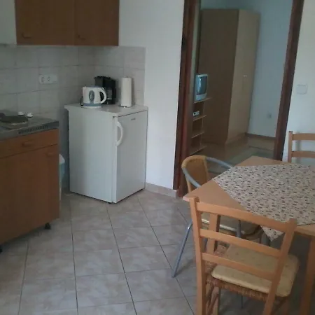 Mali Maj, Punta 37, Brkljacic * Porec